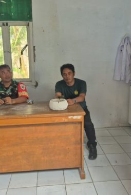 Peltu Heryanto Guncang Balai Desa, Rancang Strategi Tiga Pilar: Pertanian, Keamanan, dan Cuaca untuk Ketahanan Wilayah Ujunggebang Sukra!